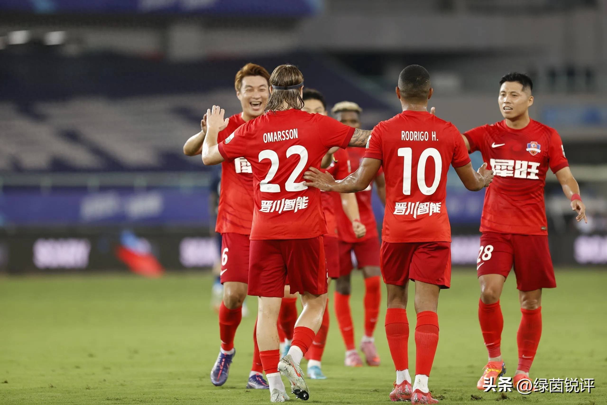 国际比赛日突围战来临；武汉三镇围绕足总杯远射贴柱；引发热议；团队化学反应显著的简单介绍