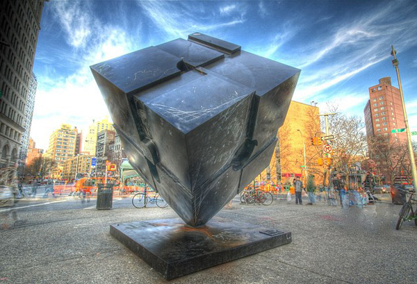 关于芝加哥公牛训练开放日，今晚防线松动引欢呼，欧超杯在即，球探报告显示潜力的信息